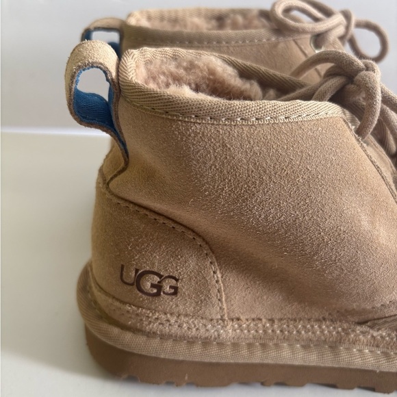 NWOT UGG Neumel Boot Size 5 Men’s/ 6.5 Women’s main image 8